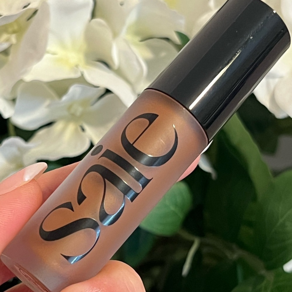 SAIE • SLIP TINT RADIANT ALL OVER CONCEALER • SHADE 20 - Picture 4 of 5